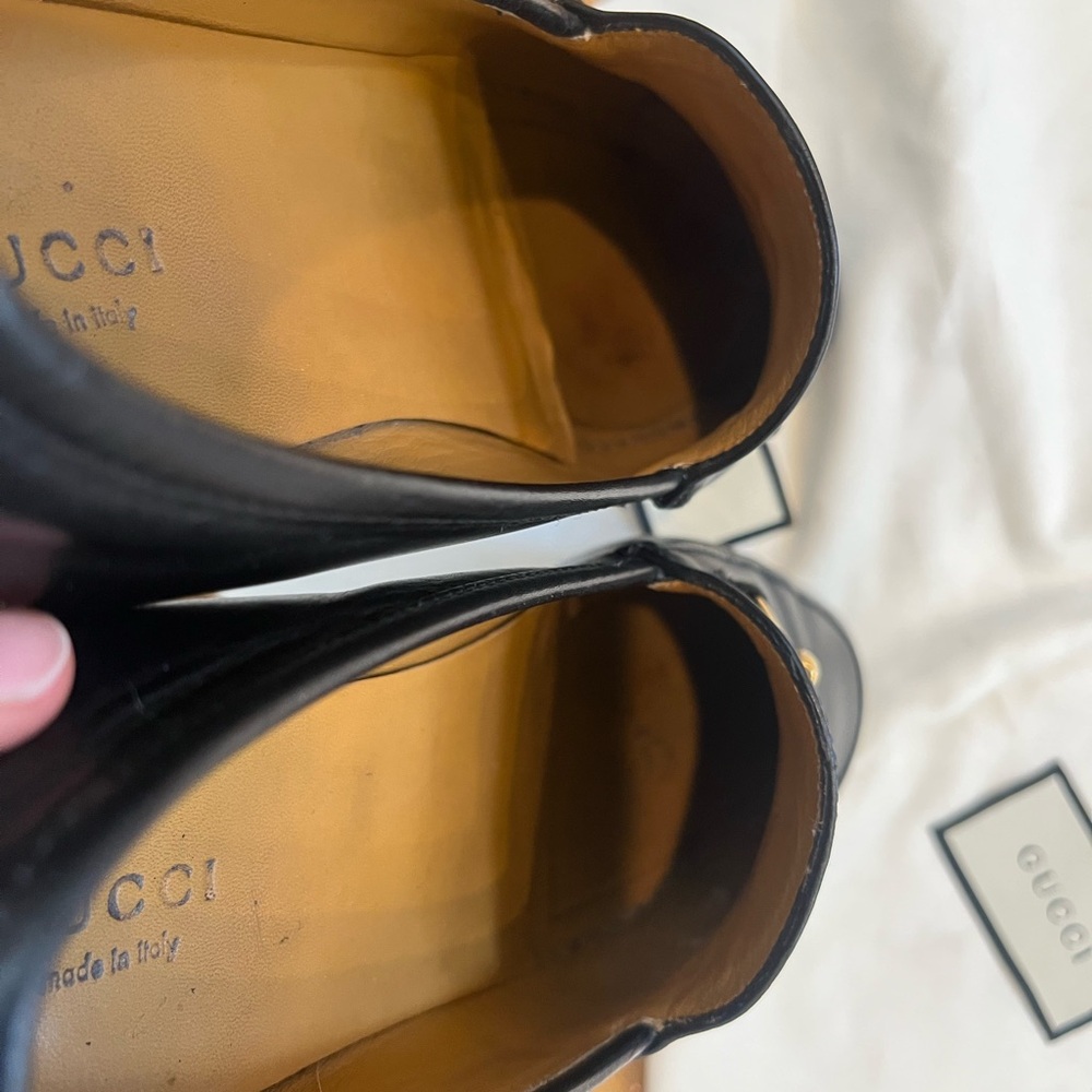 Gucci Jordaan Loafers in Black Leather with Gold Horsebit - Picture 7 of 8